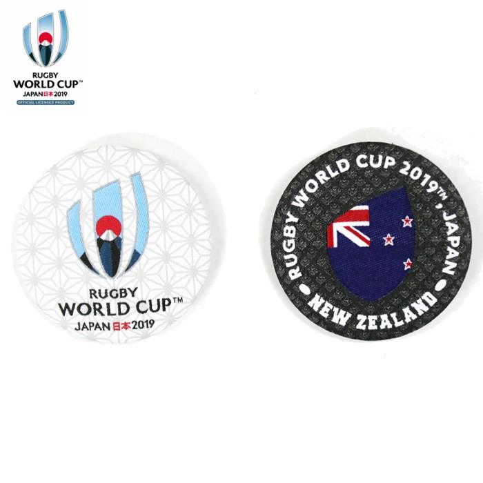 毎日続々入荷 誕生日 お祝い ラグビーワールドカップ2019 TM オフィシャル 越前織 ボタン缶バッジ 2個セット ニュージーランド