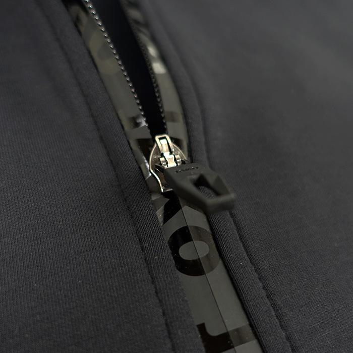 シュトゥットガルト 24-25 CL 1/4 ZIP フーディ＆パンツ 上下セット(ブラック)【JAKO/ヤコ】(ST6724IC-800&ST6524I-800) |  | 03