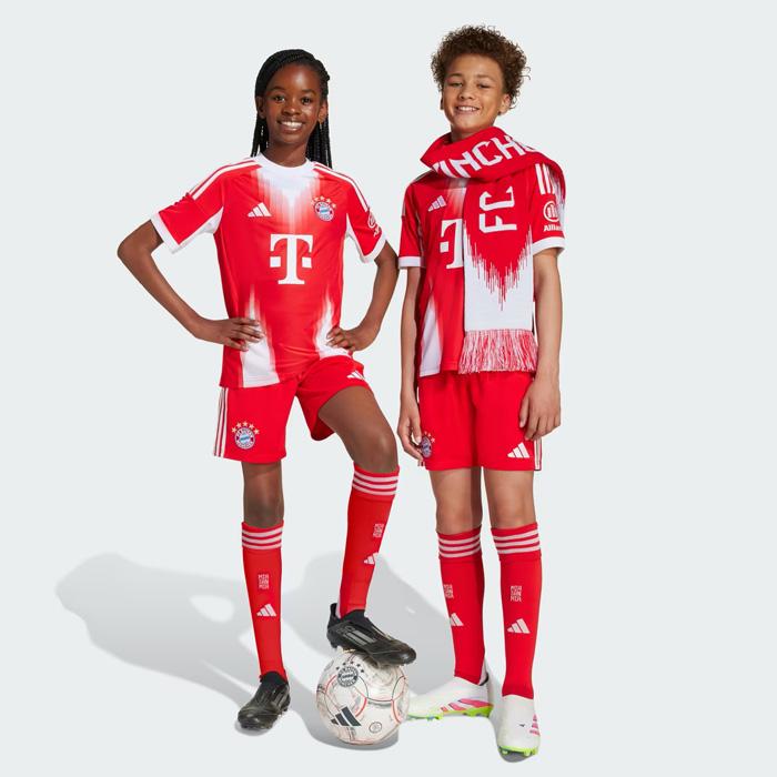 adidas（アディダス） バイエルンミュンヘン 25-26 ホーム ショーツ