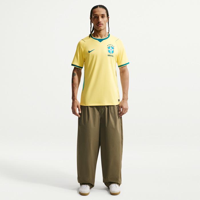NIKE（ナイキ） ○ブラジル代表 2026 ホーム 半袖 ユニフォーム No.21
