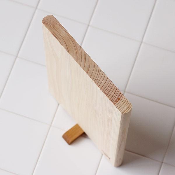 土佐龍四万十ひのきスタンド付一枚板極めまな板HC7001・28×18cm（檜 木製） |  | 03