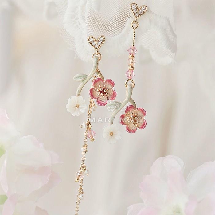 MARIMAGI 金属アレルギー キャッチレス シルバー ゴールド ニッケルフリー フープピアス 小さめ リングピアス 韓国 アクセ シンプル かわいい おしゃれ 大人 |  | 01