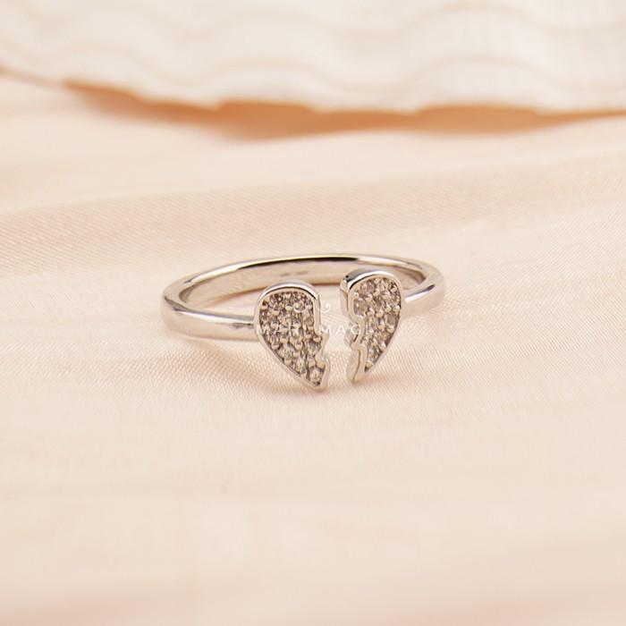 マリマギ リング 指輪 ピンキーリング 金属アレルギー つけっぱなし ペアリング レディース メンズ 大きいサイズ 17号 21号 大人 上品 華奢 オフィス mari magi |  | 09