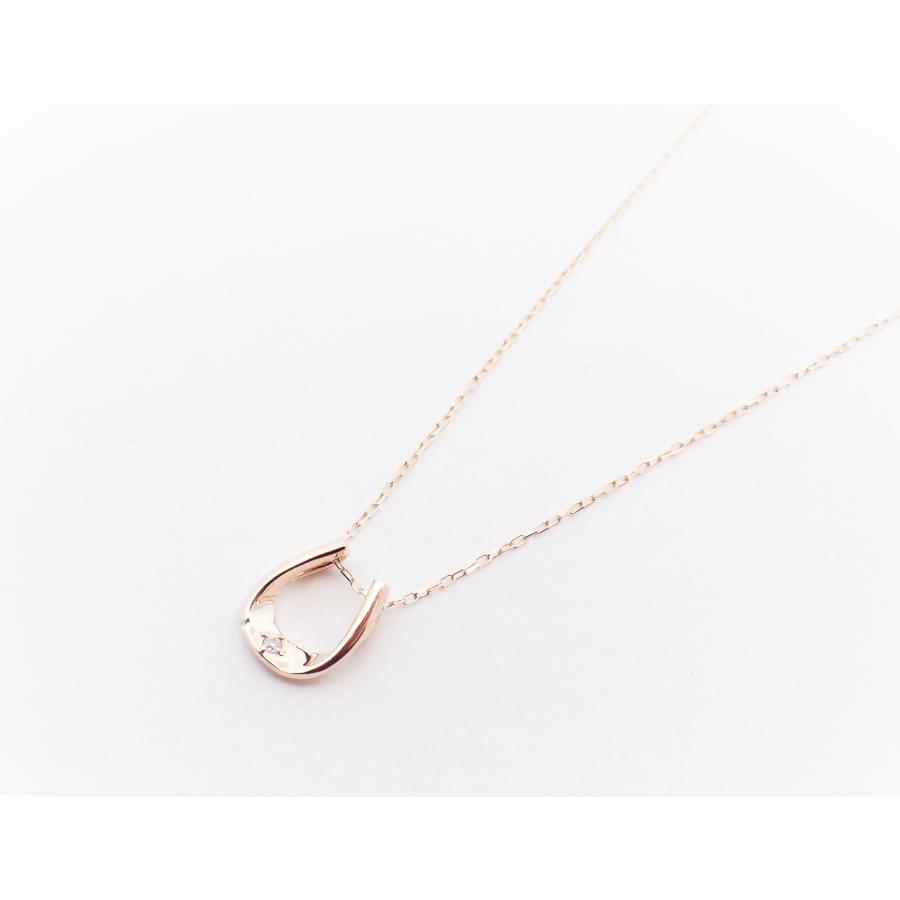 ペンダント ネックレス レディース アレルギー対応 ニッケルフリー K10YG 10金 イエローゴールド ダイヤモンド 0.005ct 天然 プチダイヤ シンプル 馬蹄の画像