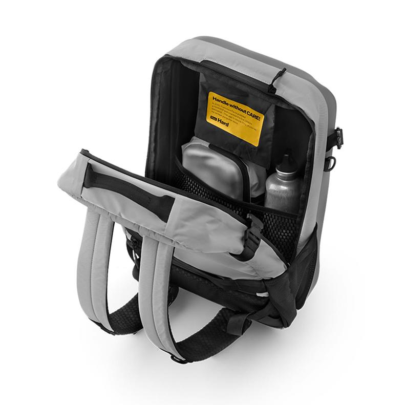 クラッシュバゲージ CRASH BAGGAGE ICONIC 2.0 BACKPACK アイコニック2.0 バックパック リュック 鞄 バック ユニセックス SILVER シルバー #CB311-21の画像