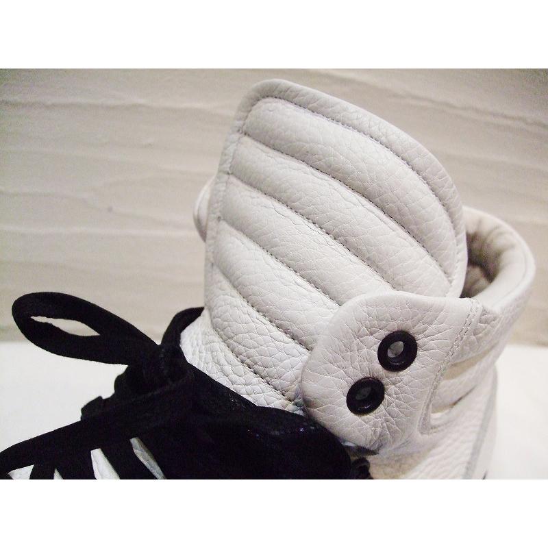 イラッティ YLATI メンズ スニーカー MEN'S SNEAKERS カーキ