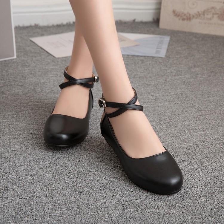 クロス ストラップ パンプス 痛くない ぺたんこ ぺたんこ靴 バレエシューズ パンプス クロスベルト ラウンドトゥ パンプス アンクルストラップ パン Feeri Fticcc0023 フェリータ 通販 Yahoo ショッピング