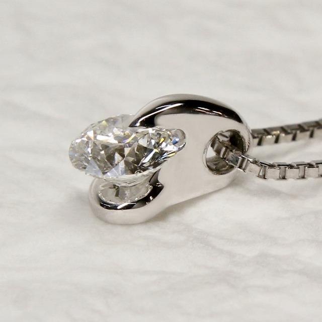 プラチナ 一点留め 一粒ダイヤネックレス 0.27カラット |  | 01