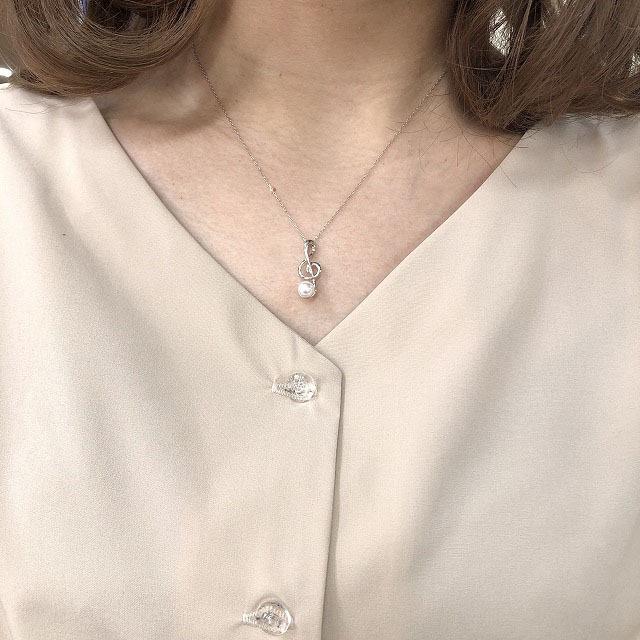 K10ホワイトゴールド ト音記号 音符 パール ネックレス fefプライス |  | 04