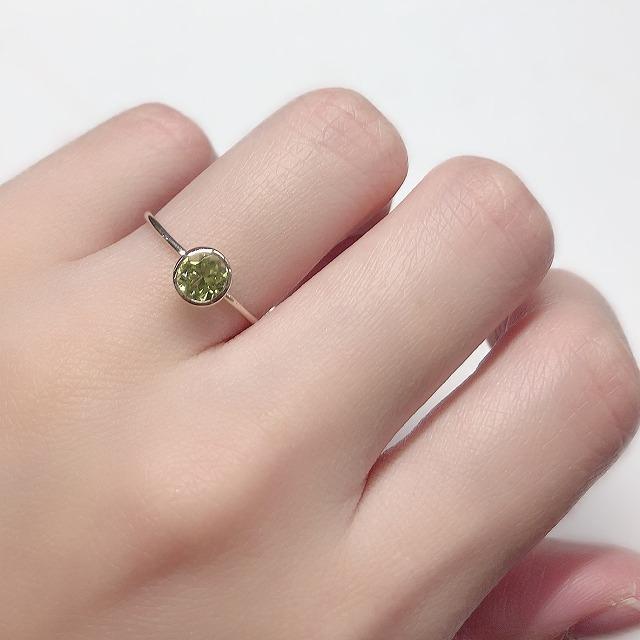 K10イエローゴールド ペリドット 8月 誕生石 重ね着けリング 指輪 fefプライス |  | 04