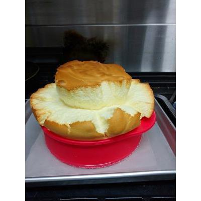 スフレチーズケーキ(18cm)　６寸　１台　冷凍　ふんわり　しっとり　ジュワッと |  | 01