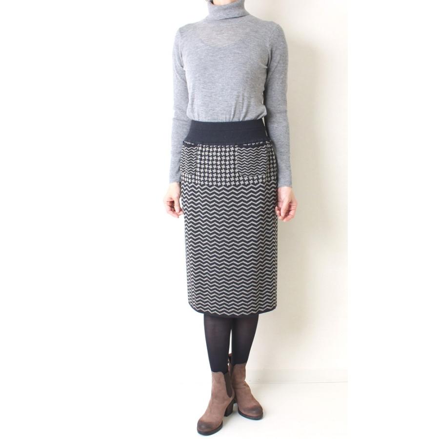 ヒロココシノ HIROKO KOSHINO 黒グレー柄ニットスカート 