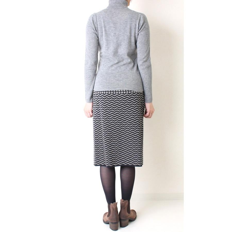 ヒロココシノ HIROKO KOSHINO 黒グレー柄ニットスカート 