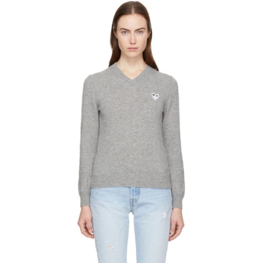 コム デ ギャルソン Comme Des Garcons Play レディース ニット セーター Vネック トップス Grey Heart Patch V Neck Sweater Supersport Tn