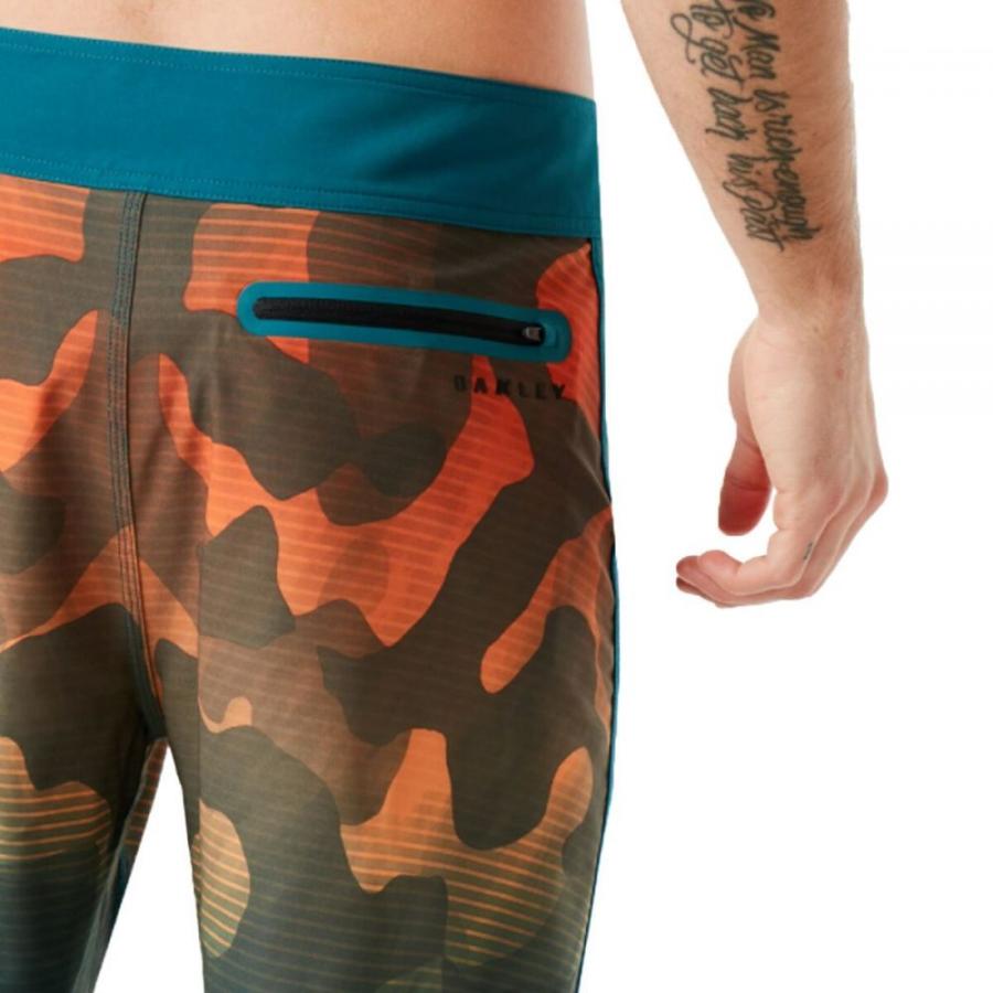 絶品 Camo Bodhi 水着 ビーチウェア 海パン メンズ Oakley オークリー Brand Red Fire Short Board 19in その他水着 サイズ 34