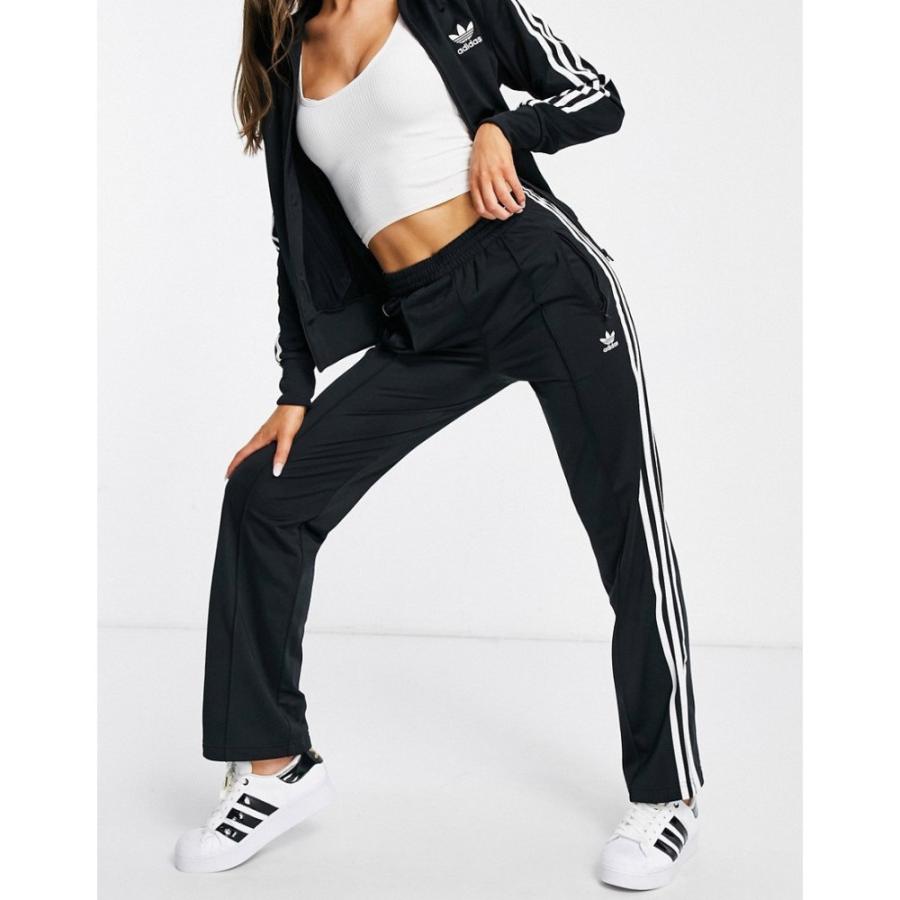 アディダス Adidas Originals レディース スウェット ジャージ ボトムス パンツ Adicolor Three Stripe Logo Straight Fit Track Pants In Black ブラック Ap フェルマート Fermart 1号店 通販 Yahoo ショッピング