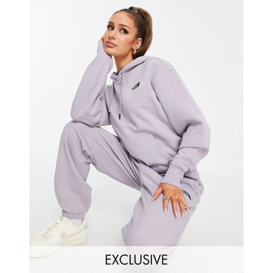 正規品 The North Face ザ ノースフェイス パーカー レディース ザ ノースフェイス The North Face レディース パーカー トップス Essential Hoodie In Washed Grey ミニマルグレー トップス Headshotsbar Com