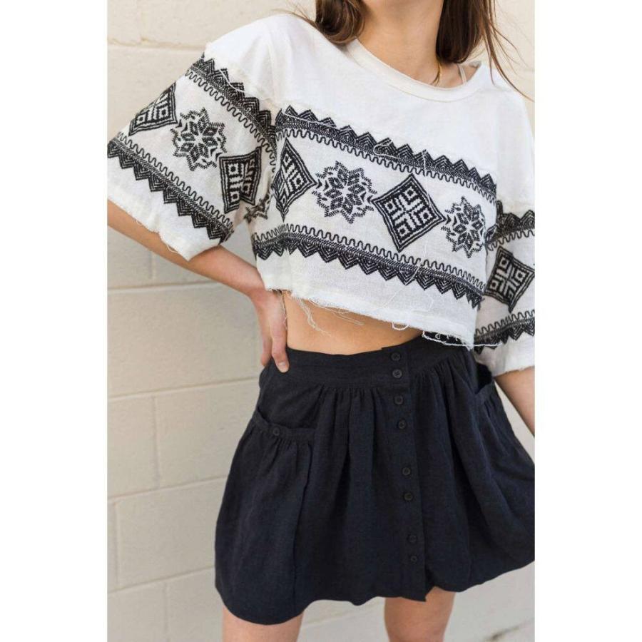 アーバンアウトフィッターズ Urban Outfitters レディース ベアトップ チューブトップ クロップド トップス Uo Kennet Embroidered Cropped Tee Ivory Www Montessoriokullari Com