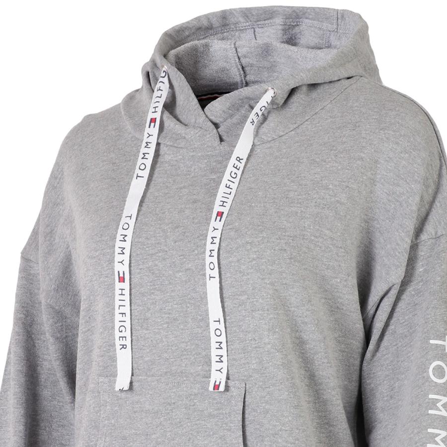 即納 トミー ヒルフィガー Tommy Hilfiger レディース パーカー トップス フーディー フード Th Retro Hoodie Heather Grey Zz501 R27s0 0 フェルマート Fermart 1号店 通販 Yahoo ショッピング