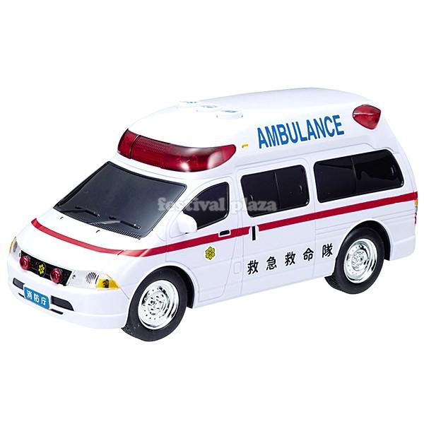 救急車フリクション式ミニカー ピポピポ大騒動🚨】ミニカー救急車が坂道を全速力で駆け上がる アンティーク雑貨
