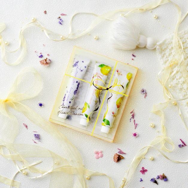 天然精油ハンドクリーム　ハンドクリームセット　セットA　ギフトセット　ミニハンドクリーム　レモン　ユズ　ラベンダー　20g　3本SET　デイリーアロマジャパン |  | 07