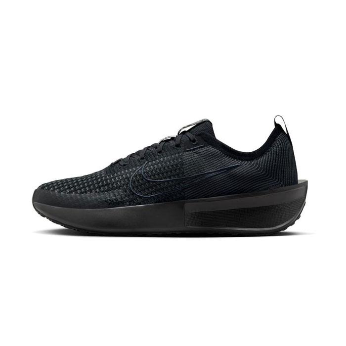 NIKE（ナイキ） スニーカー インタラクト ラン ブラック NIKE INTERACT