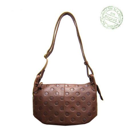 アンシグネット un signet カウレザードット柄 ショルダーバッグ 日本