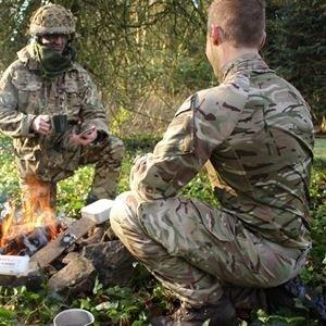 ミリタリー b イギリス軍 特殊空挺部隊sas採用 コンバット サバイバルキット Ck015 ml003 Ut Jai ユーティージャイ 通販 Yahoo ショッピング