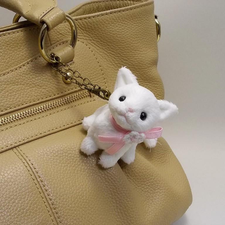 猫ぬいぐるみバッグチャーム「ちびにゃ」白猫 【受注制作