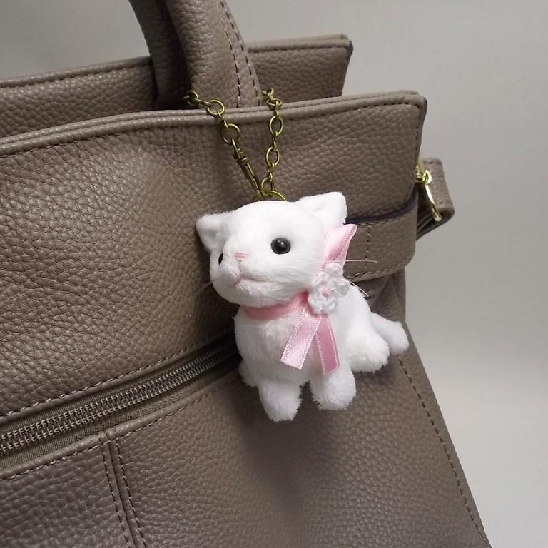 猫ぬいぐるみバッグチャーム「ちびにゃ」白猫 【受注制作