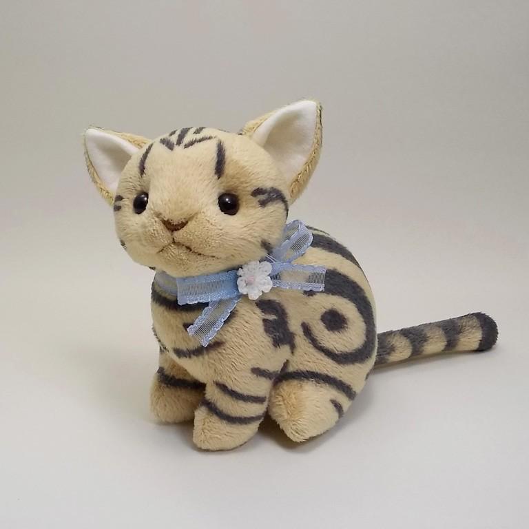 猫ぬいぐるみ「ねこにゃ」アメリカンショートヘアブラウンタビー