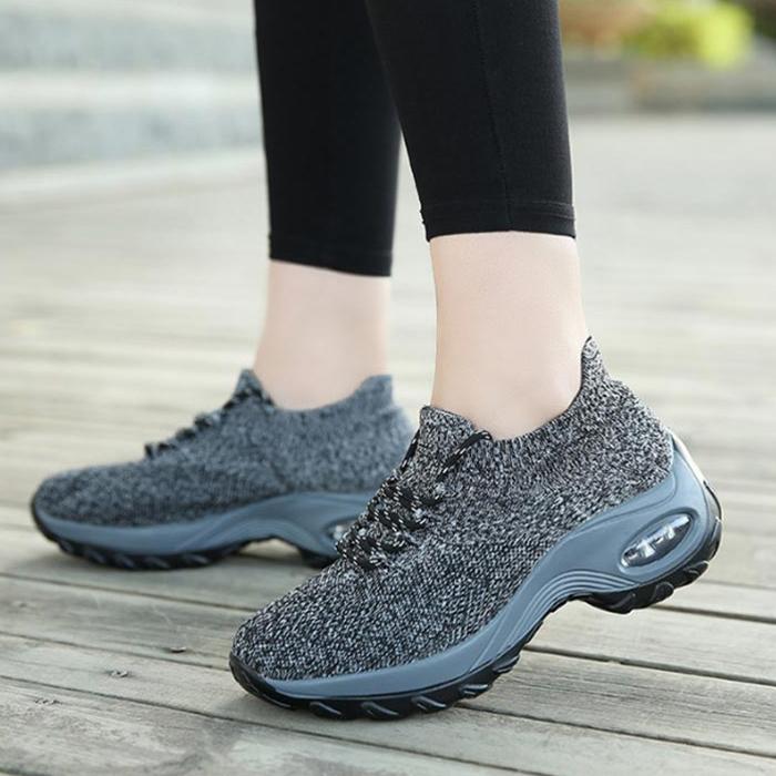 【激安在庫処分】厚底エアークッションシューズ レディース 外反拇趾 人間工学 厚底エアークッションシューズ新型 美脚 軽量 脚長 |  | 03