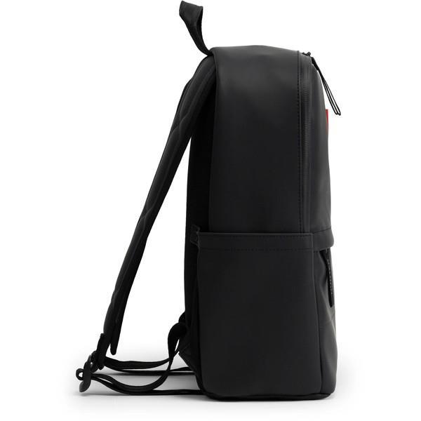 リュックサック 撥水 通勤 UBB3607CPE-BLK ORIGINAL RUBBERISED BACKPACK BLACK  (HUN)の画像