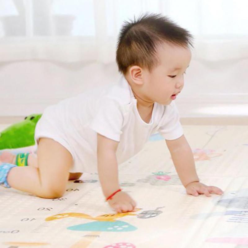 ベビープレイマット 1.8M*1.6M*1.5cm 赤ちゃん 遊びマット フロアマット 両面使用 両面印刷 リバーシブル 遊びマット 吸水の画像