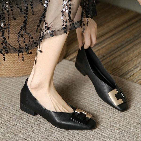 パンプス 本革 レディース ローヒール2cm ビジネスシューズ スクエアトゥ 甲飾り フォーマル Vカット 甲浅 パッチワーク 軽量性 |  | 04