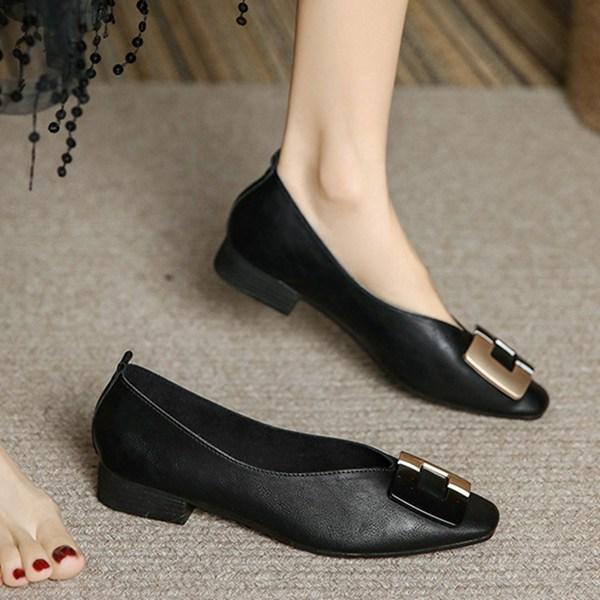 パンプス 本革 レディース ローヒール2cm ビジネスシューズ スクエアトゥ 甲飾り フォーマル Vカット 甲浅 パッチワーク 軽量性 |  | 06