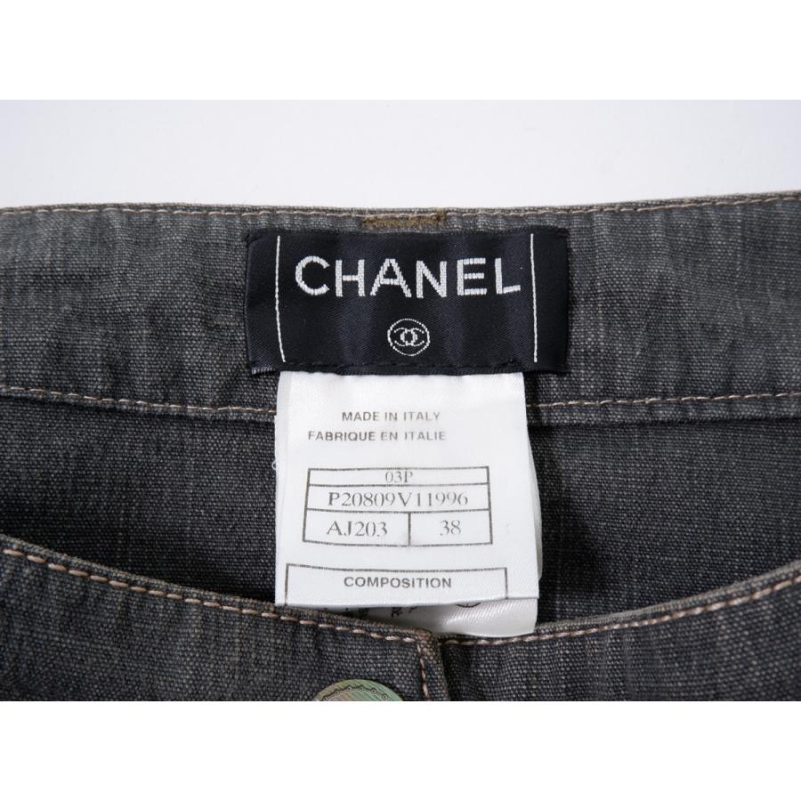 CHANELシャネル 03P メダルコインチャーム付き ウォッシュデニムパンツ  