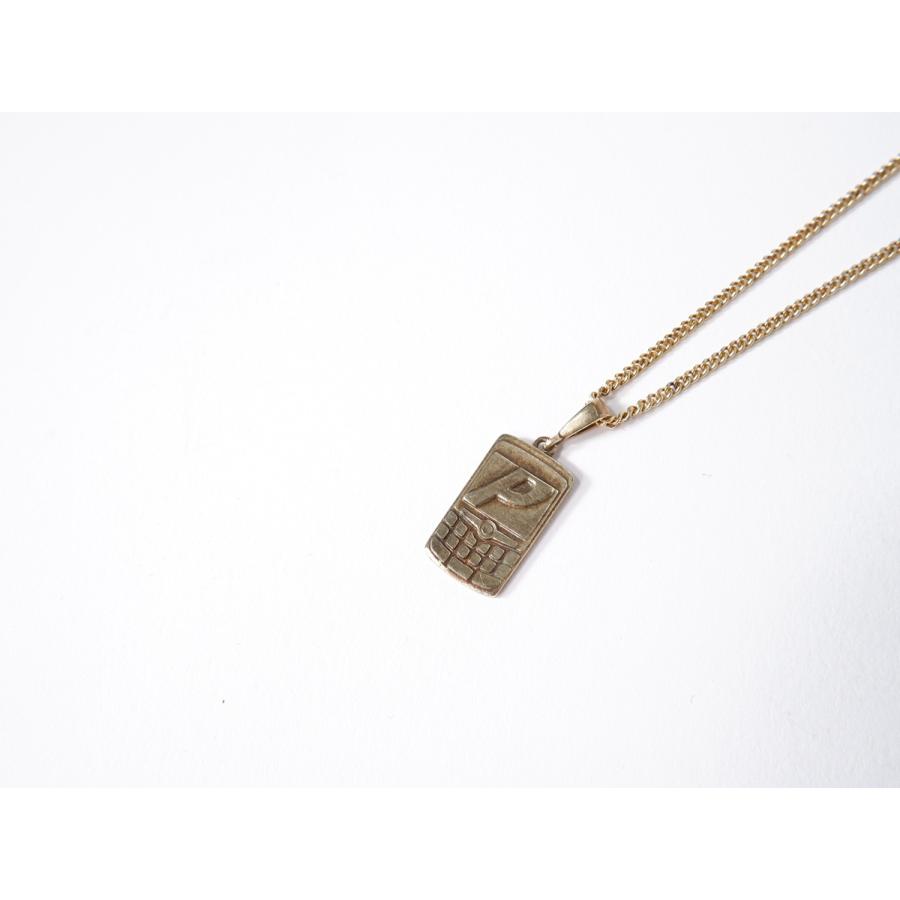 PALACE SKATEBOARDSパレススケートボード BLACKBERRY PENDANTシルバー