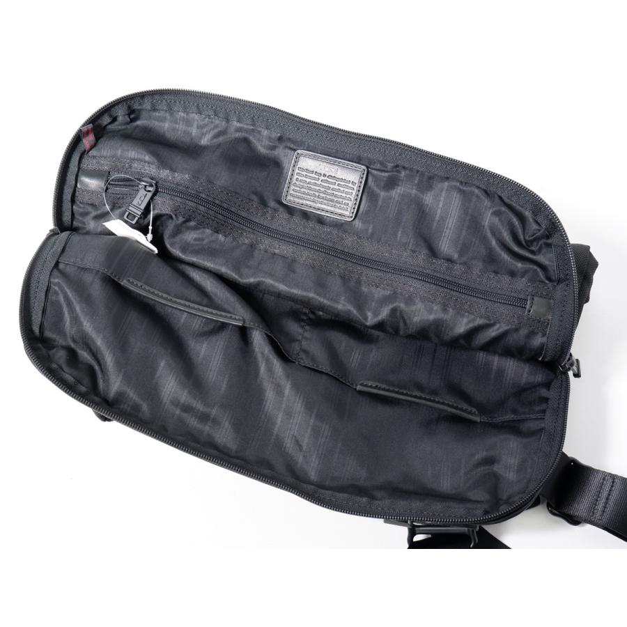 ★美品　TUMI 22302DH ショルダーバッグ★ TUMIトゥミ 22302DH Horizontal Slim Cross Body ホリゾンタル
