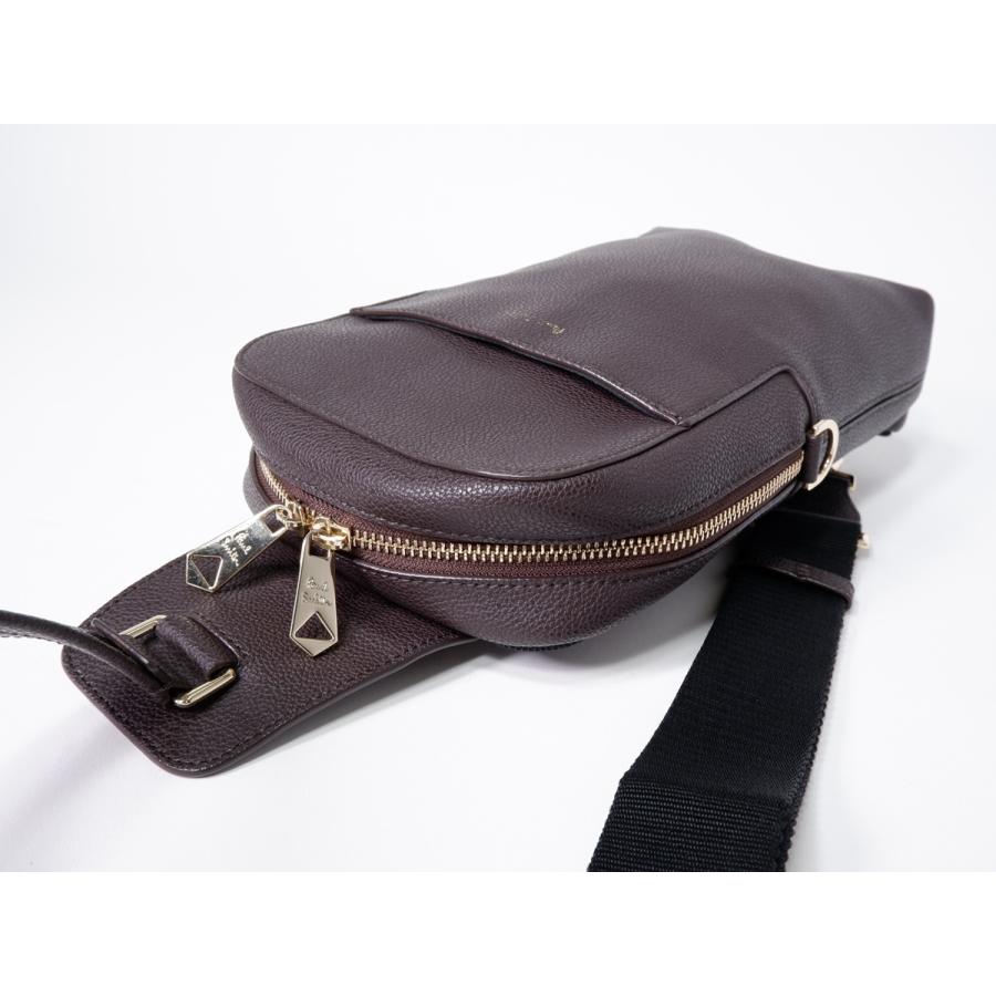 【希少,極美品】　ポールスミスボディーバッグ　インレイドストライプ　黒 Paul Smith（ポール・スミス） インレイドストライプハンドル レザー