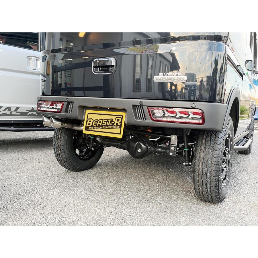 エブリィ DA17/WV SSリアバンパー FRP製未塗装 BEAST-R | 