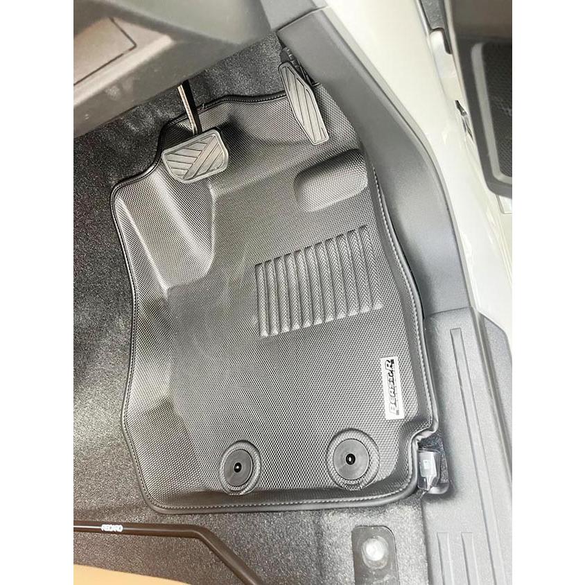 ジムニー JC74 JB64/74 3D防水フロアマット3点セット(左右後)AT用 BEAST-R |  | 02