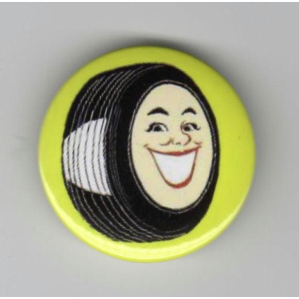 缶バッジ ヨコハマタイヤ Cbcr 016 Find Corp 通販 Yahoo ショッピング