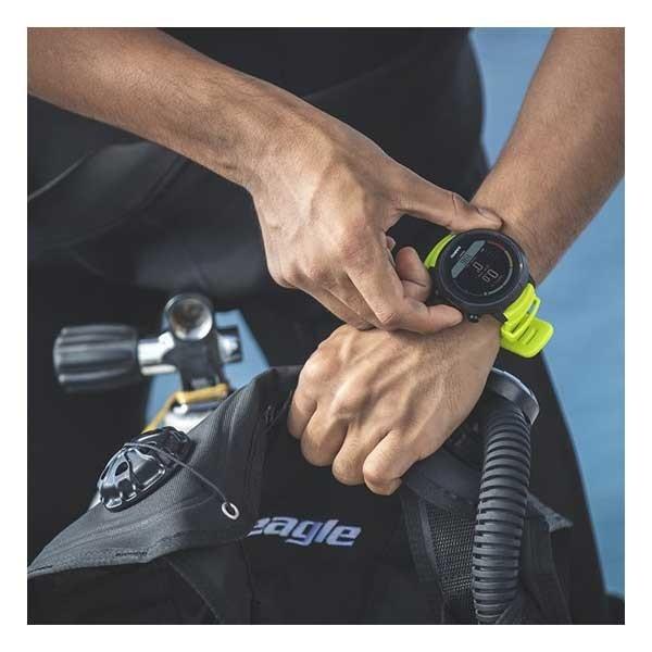 SUUNTO - D5 ダイコン　ほぼ新品未使用品 SUUNTO ダイブコンピューター D5 スント 充電式バッテリー SUNTO