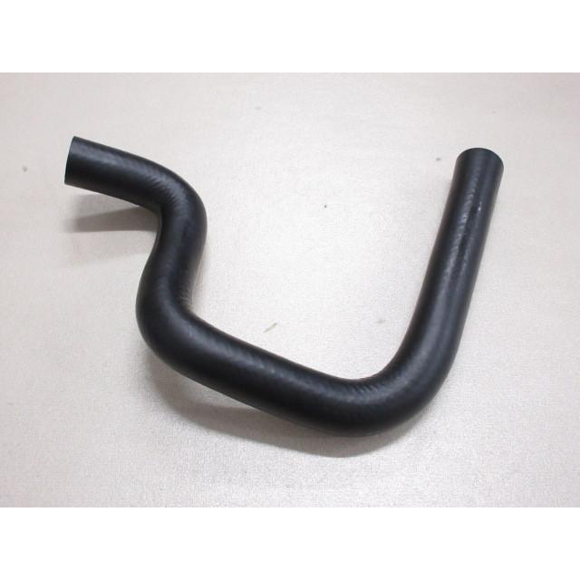 新品 サニー B110 用 ラジエターホース (ロア) ラジエター
