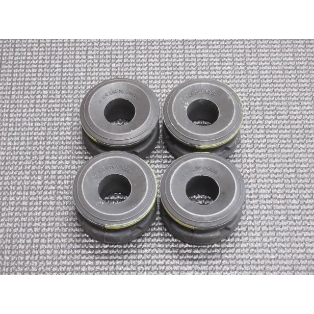 純正 新品 セドリック グロリア 430 テンションロッド ブッシュ L28