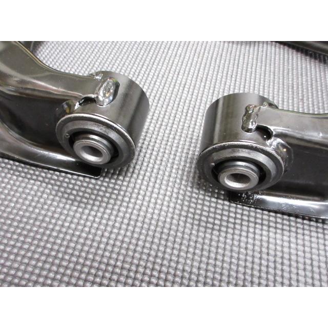 新品 ダットサントラック D22 2WD 用 アッパーアーム 左右セット