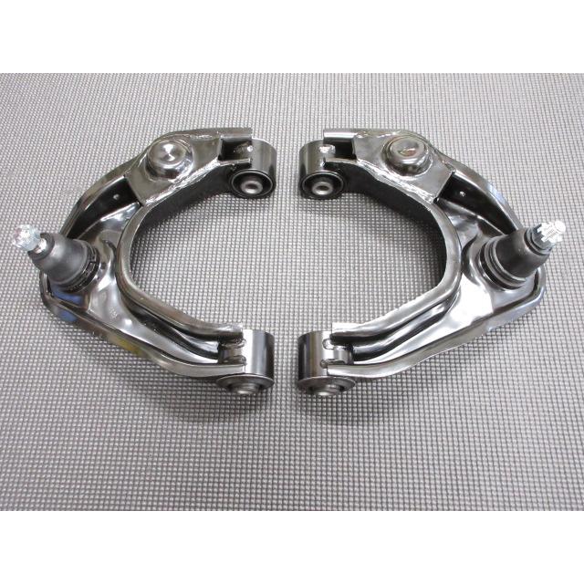 新品 ダットサントラック D22 2WD 用 アッパーアーム 左右セット