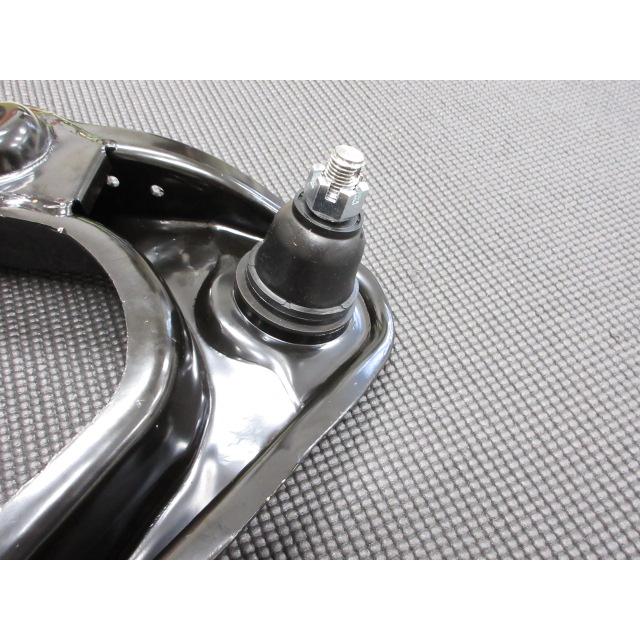 新品 ダットサントラック D22 2WD 用 アッパーアーム 左右セット