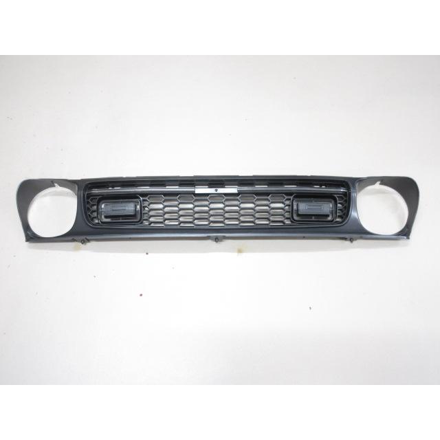 純正 新品 サニー B210 用 グリル (2) KB210 B110 B310 : ファイン